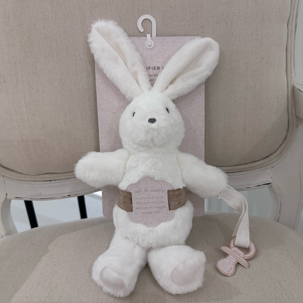 NWT DreamGro White Plush Bunny Toy With Pacifier Attachment